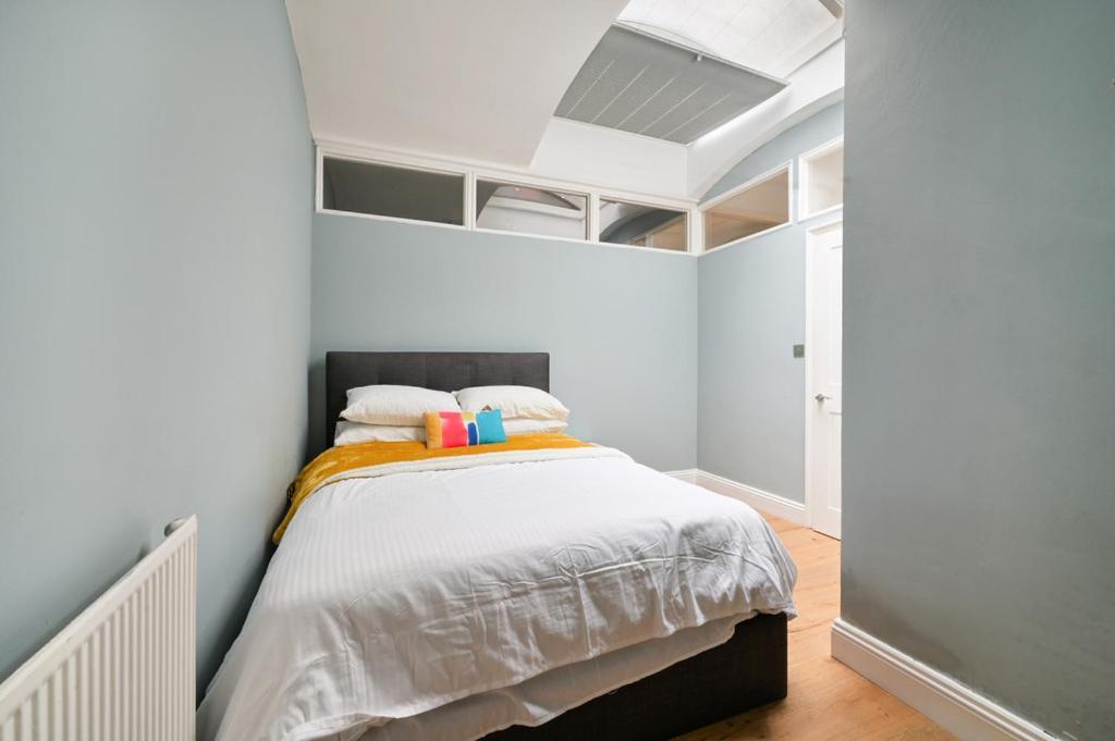 Appartement Cozy Hideaway In South Ken! à Londres Extérieur photo