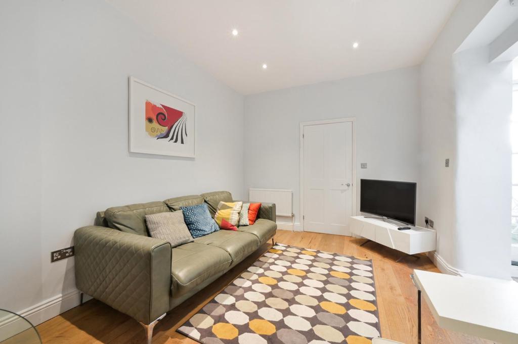 Appartement Cozy Hideaway In South Ken! à Londres Extérieur photo