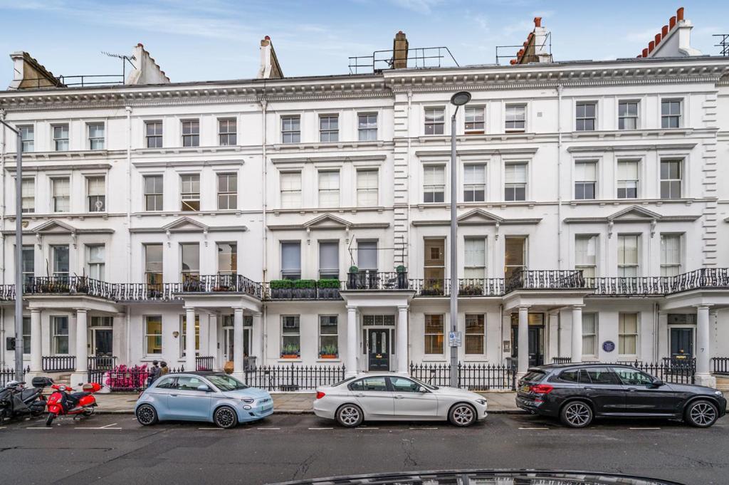 Appartement Cozy Hideaway In South Ken! à Londres Extérieur photo